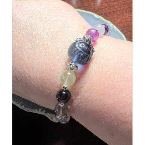 Beautiful Fluorite Bracelet with Hello Kitty and adjustable slide - Picture 4 of 4